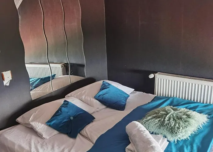 Сasa de vacaciones Golden House *